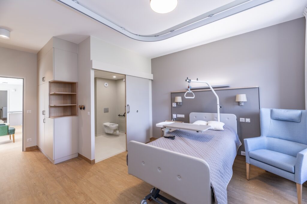 Extension, rénovation et réaménagement de l'EHPAD Korian de Bel'Saône à Chalon-Sur-Saône (71), en Entreprise Générale